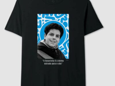 CAMISA CARLO ACUTIS COM FRASE